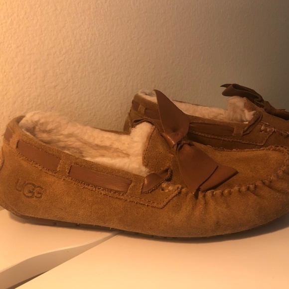 ugg moccasins with bow